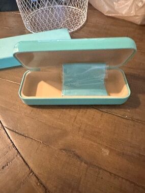 Tiffany & Co. Blue eye glasses Case and box